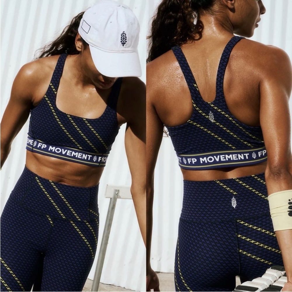 🆕 FP Movement Never Better Square Neck Sports Bra in Navy/White/Yellow Sz Small